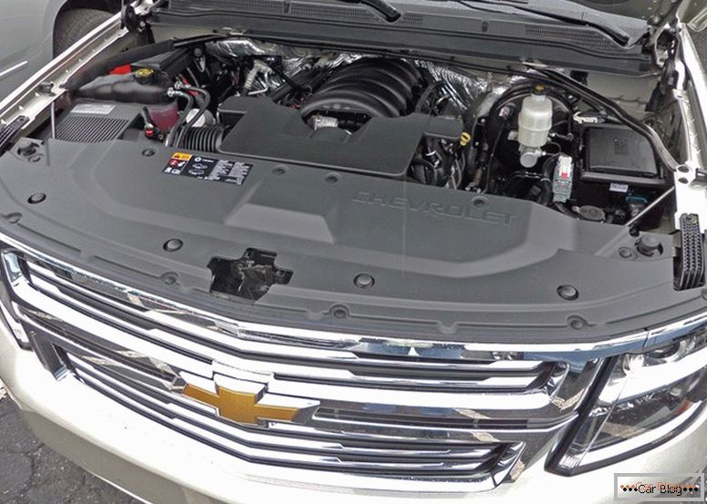 Мотор Chevrolet Suburban 2014 фото