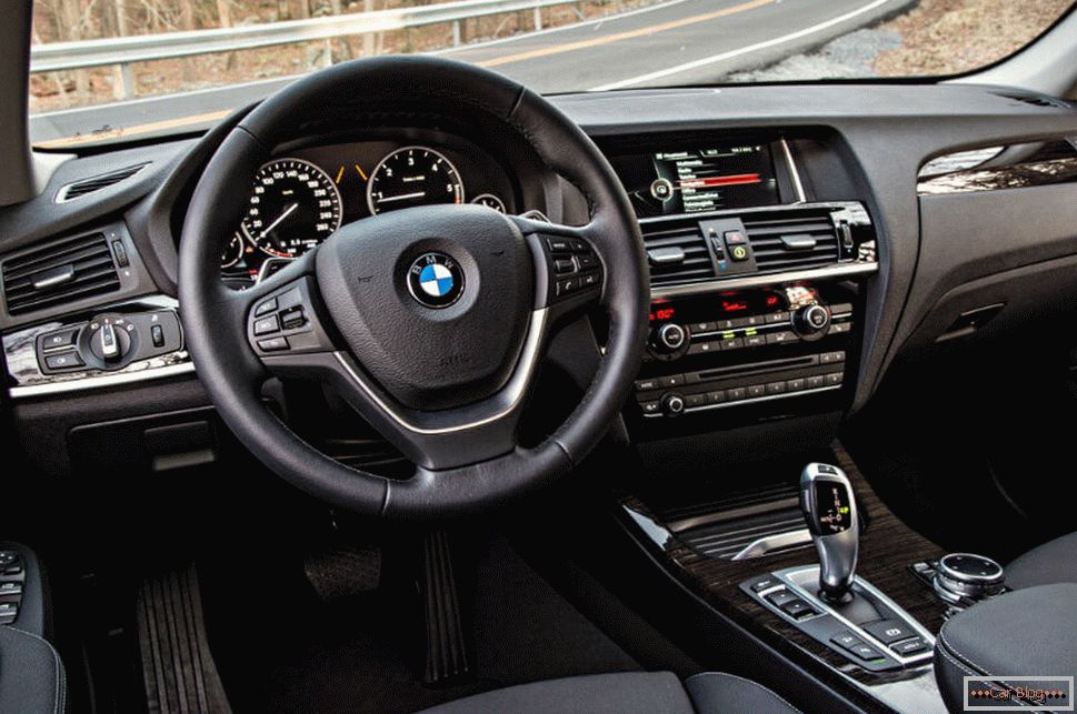Седан BMW X3