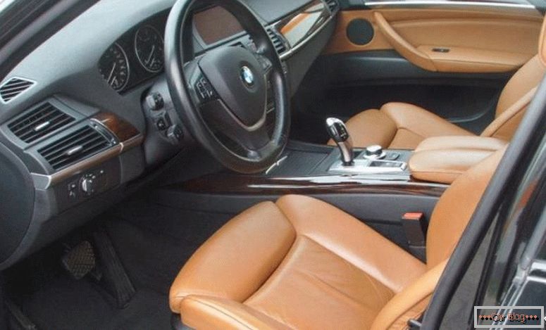 BMW X3 дизел ентериер
