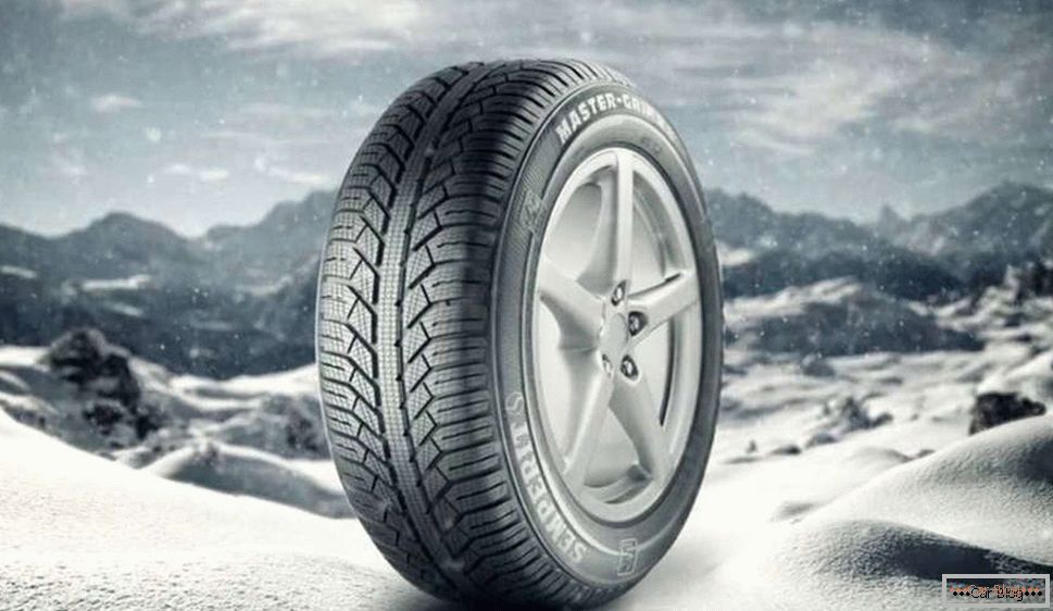 Зимски стаклен рејтинг на гумите
