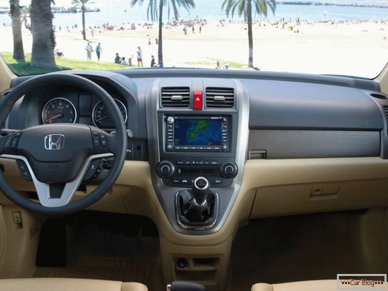 Honda CR-V 2008 слика