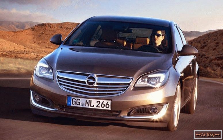 Цена Opel Insignia 2014