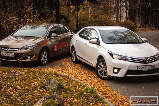 Автомобили Тојота Корола и Opel Astra - очередное противостояние японских инноваций и немецкого качества