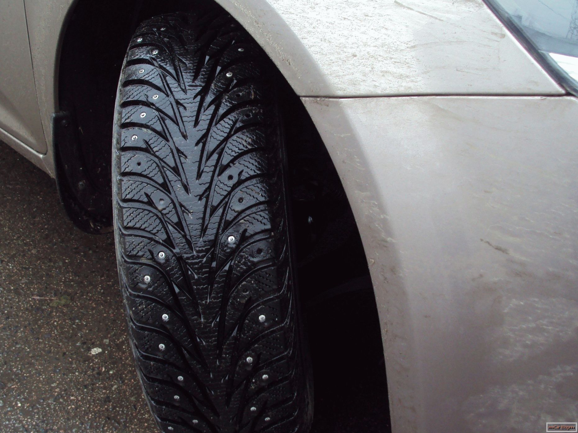 Владата се согласи да воведе казни за летни гуми во зима