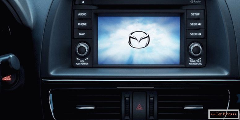 Ажурирано Mazda CX5 2014