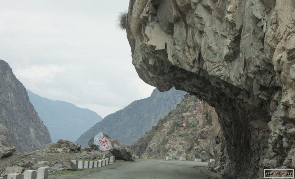 планински пат во Пакистан