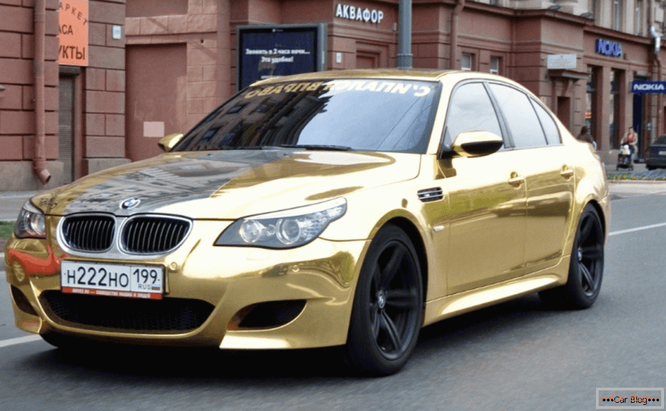 Златни спортови BMW 5 Серија