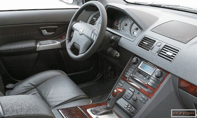 Volvo XC90 салон